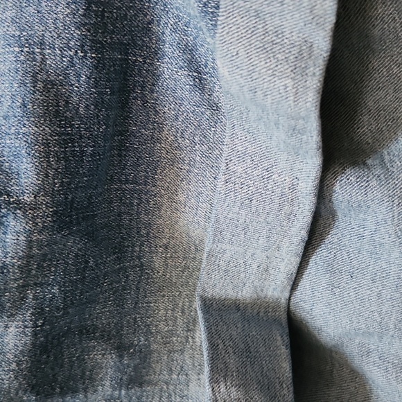 [H&M] Jeans Shorts - Size 8 - Picture 7 of 8